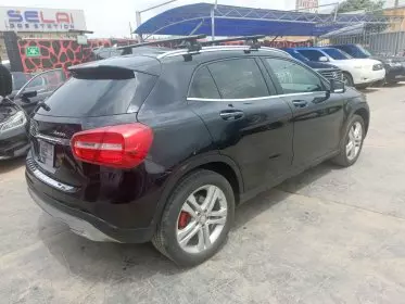 Mercedes-Benz GLA 250