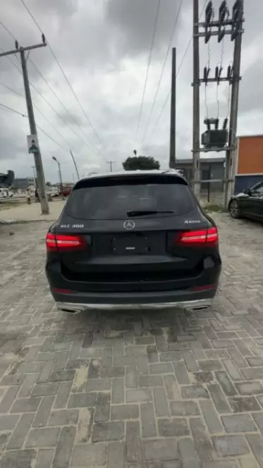 Mercedes-Benz GLC 300