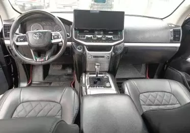 Toyota Land Cruiser GXR