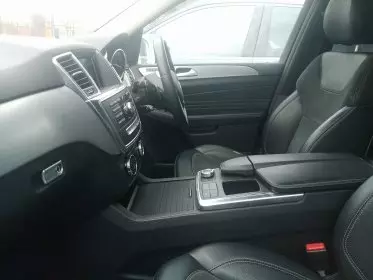 Mercedes-Benz ML 350