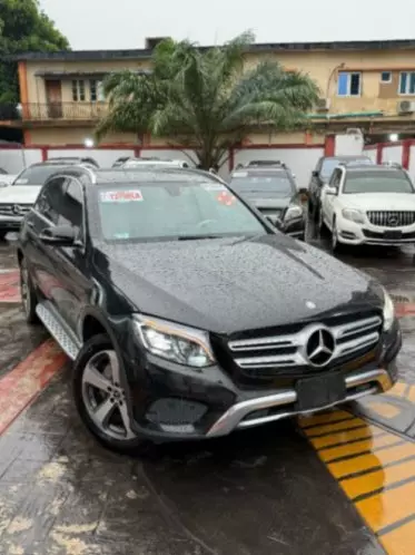 Mercedes-Benz GLC 300