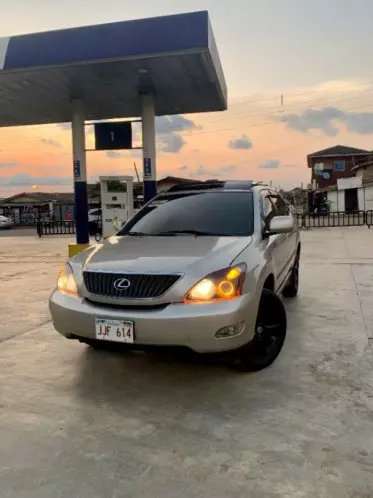 Lexus RX 330