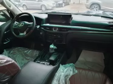 Lexus LX 570