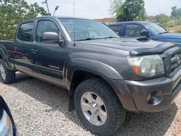 Toyota Tacoma