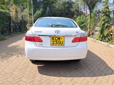 Toyota Premio