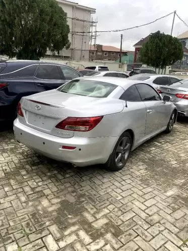 Lexus IS 250