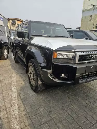 Toyota Landcruiser Prado