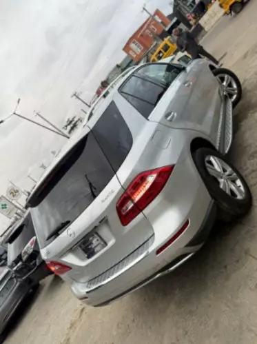 Mercedes-Benz ML 350