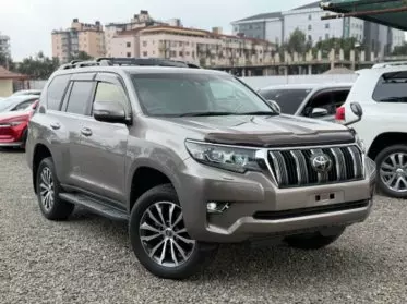 Toyota Land Cruiser Prado TX L