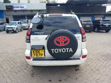 Toyota Landcruiser Prado