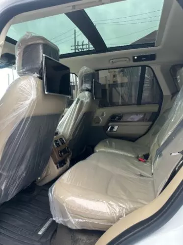 RANGE ROVER HSE LR4