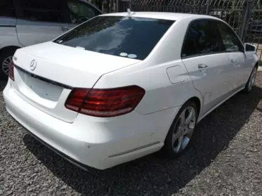 Mercedes-Benz E 350