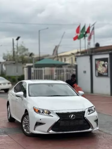 Lexus ES 350