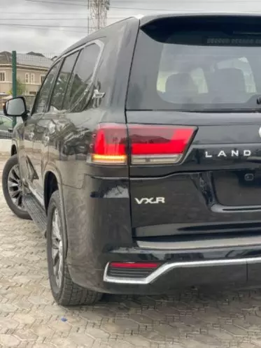 Toyota Landcruiser  V8