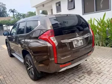 Mitsubishi Pajero Sport GLS Petrol