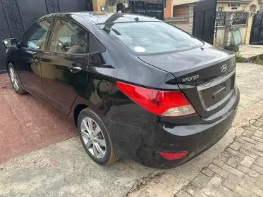 Hyundai Accent