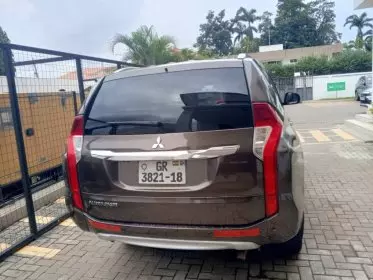 Mitsubishi Pajero Sport GLS Petrol
