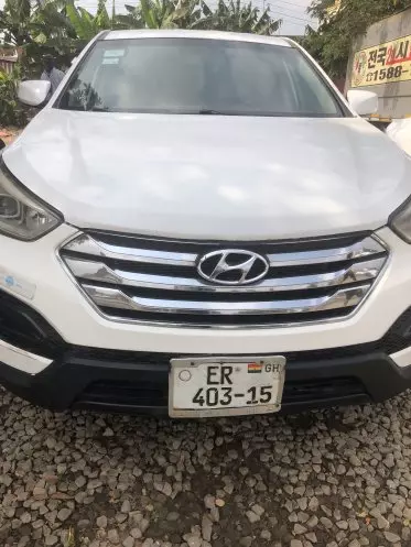 Hyundai Grand Santa Fe