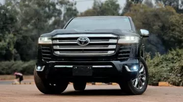 Toyota LAND CRUISER 300 LC300