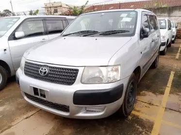 Toyota Succeed