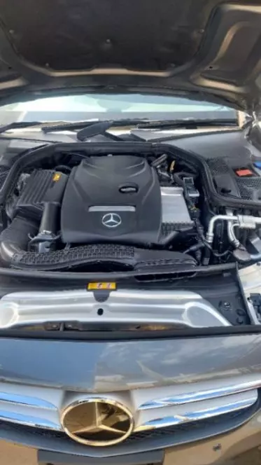 Mercedes-Benz C200