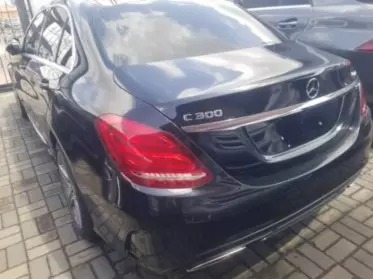 Mercedes-Benz C 300
