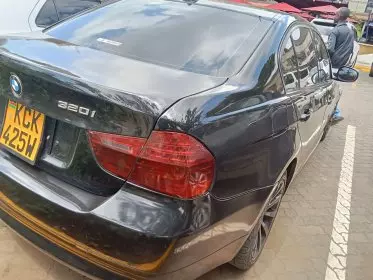 BMW 320