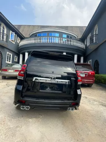 Toyota Landcruiser Prado