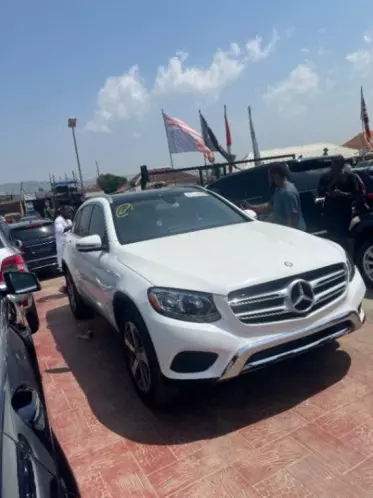 Mercedes-Benz GLC 300