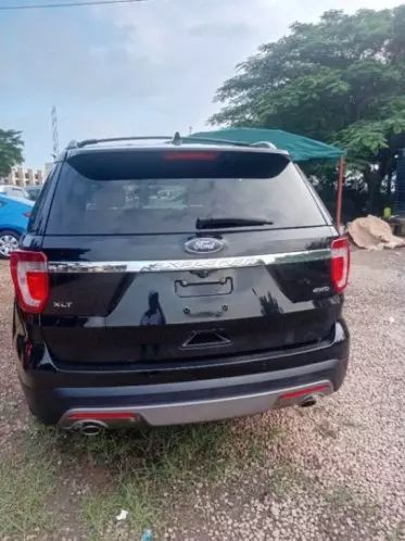 Ford Explorer XLT 3.5L