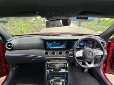 Mercedes-Benz E 220