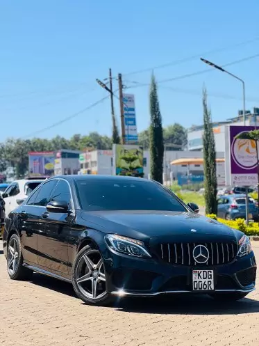 Mercedes-Benz C 180