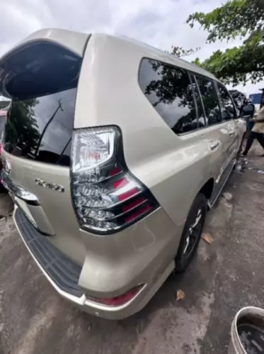 Lexus GX 460