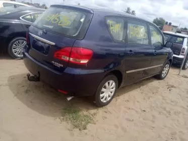 Toyota Avensis Verso
