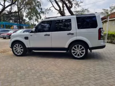 Land Rover Discovery 4