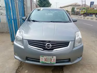 Nissan Sentra