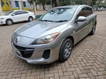 Mazda Axela