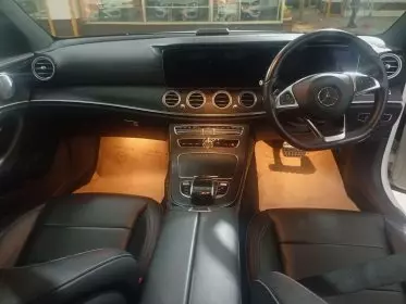 Mercedes-Benz E250