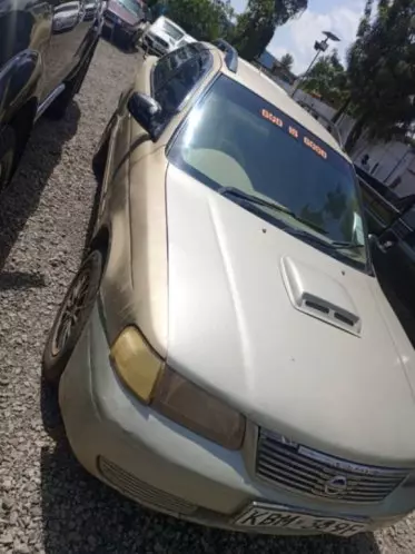 Nissan Sunny