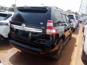 Toyota Landcruiser Prado