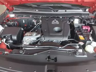 Mitsubishi L200 D/C Sportero A/T