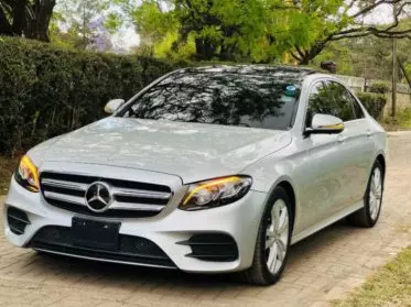 Mercedes-Benz E250