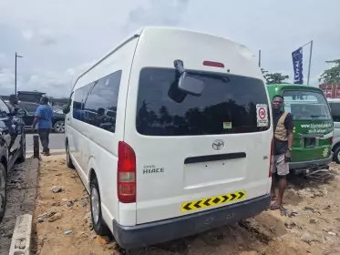 Toyota Hiace (High Roof)