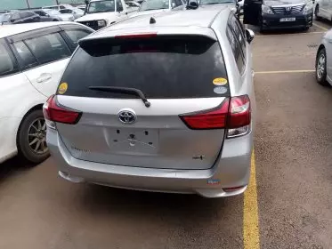 Toyota Fielder hybrid