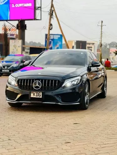 Mercedes-Benz C 180