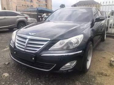 Hyundai Genesis