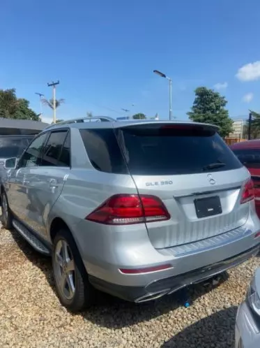 Mercedes-Benz GLE 350