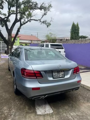 Mercedes-Benz E 200