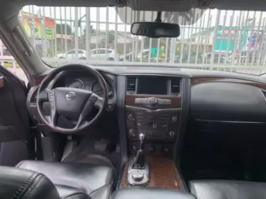 Nissan NAVARA LE +