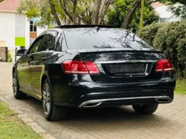 Mercedes-Benz E250